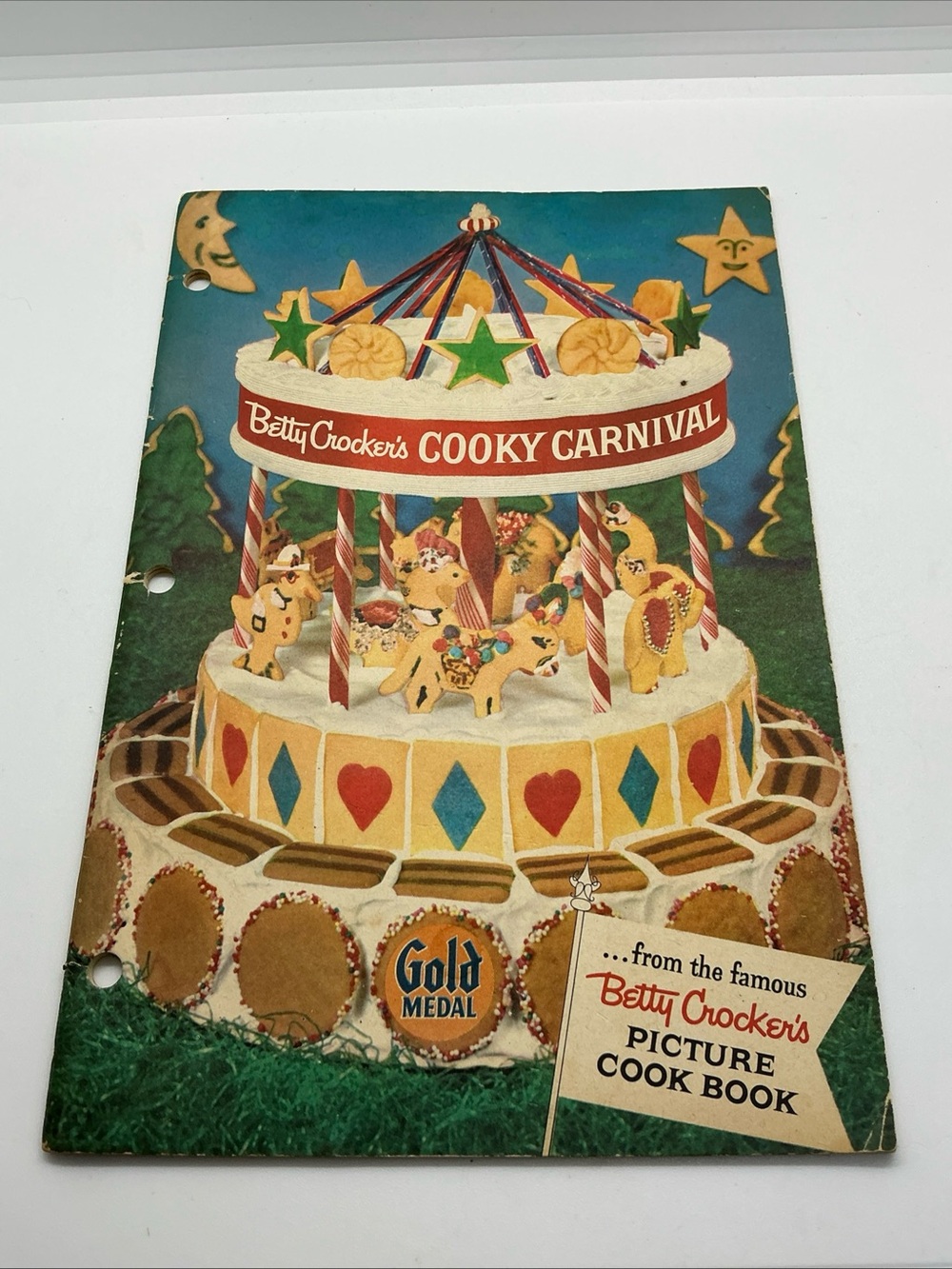 Vintage 1957 General Mills Betty Crocker’s Cooky Carnival Book Booklet Cookie